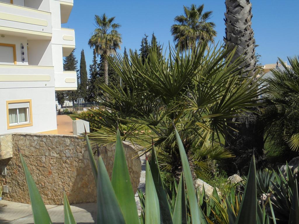 Jardim Paraiso Apartments 阿尔布费拉 外观 照片