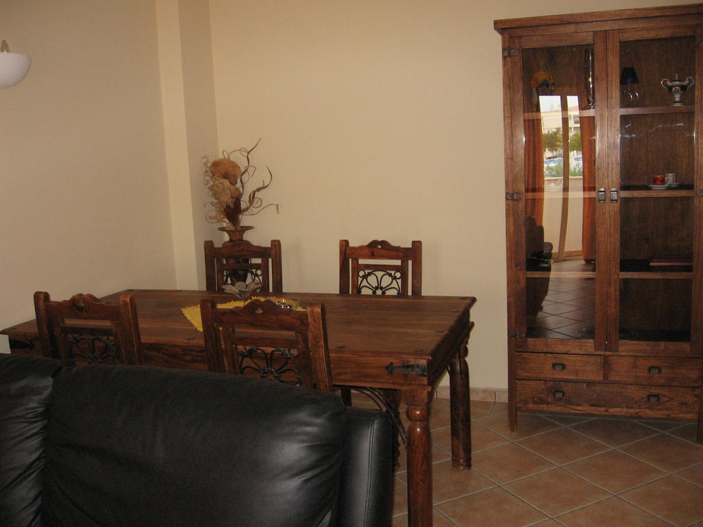 Jardim Paraiso Apartments 阿尔布费拉 客房 照片