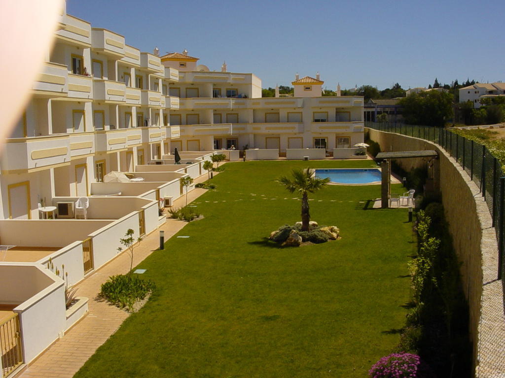 Jardim Paraiso Apartments 阿尔布费拉 外观 照片